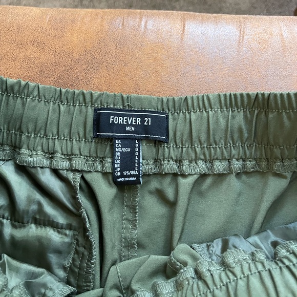 Forever 21 shorts - Picture 3 of 3